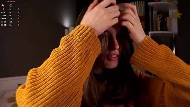 Snapshot of DarylBarks chatting on September 2025 01:05:02 AM DarylBarks online show from September 2025 01:05:02 AM