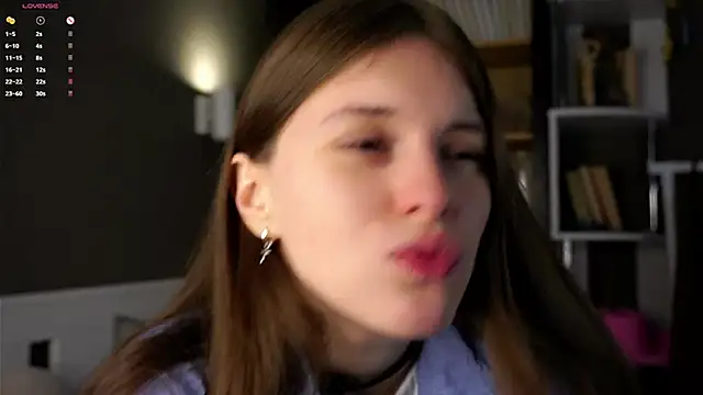 Snapshot of DarylBarks chatting on October 2025 01:03:02 AM DarylBarks online show from October 2025 01:03:02 AM