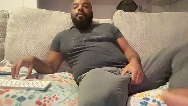 Snapshot of Bbcfun44 chatting on December 2024 05:48:01 AM Bbcfun44 online show from December 2024 05:48:01 AM