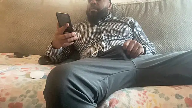 Snapshot of Bbcfun44 chatting on December 2024 08:21:02 PM Bbcfun44 online show from December 2024 08:21:02 PM