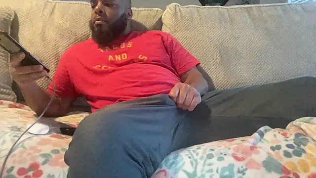 Snapshot of Bbcfun44 chatting on December 2024 11:10:02 PM Bbcfun44 online show from December 2024 11:10:02 PM