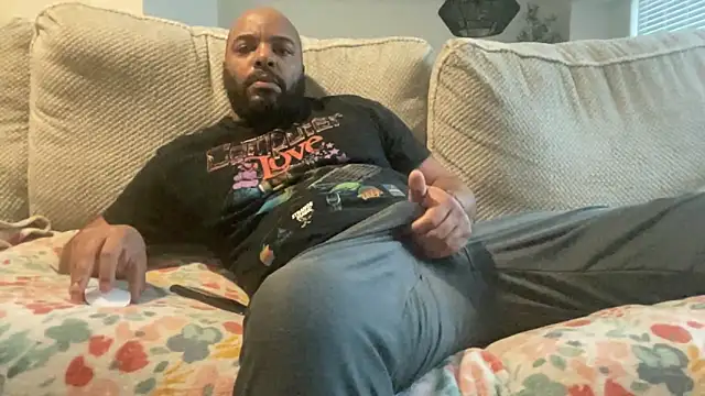 Snapshot of Bbcfun44 chatting on February 2025 10:37:01 PM Bbcfun44 online show from February 2025 10:37:01 PM