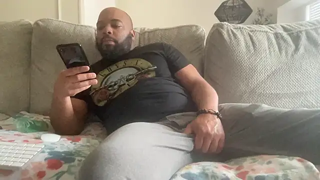 Snapshot of Bbcfun44 chatting on March 2025 08:59:01 PM Bbcfun44 online show from March 2025 08:59:01 PM