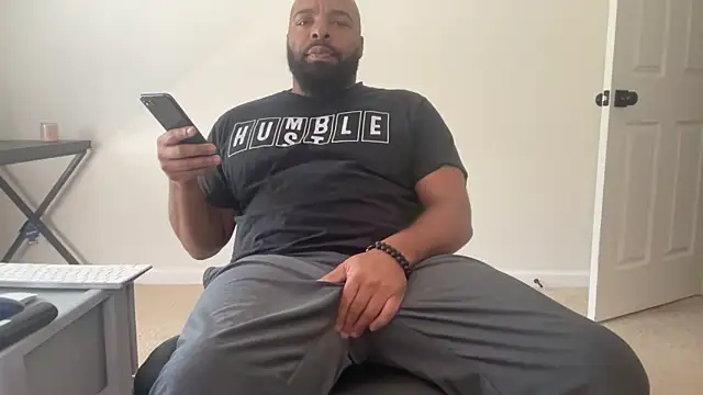 Snapshot of Bbcfun44 chatting on September 2025 03:56:02 PM Bbcfun44 online show from September 2025 03:56:02 PM