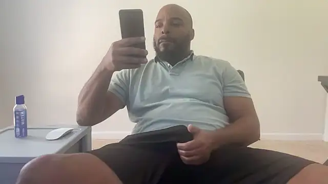 Snapshot of Bbcfun44 chatting on October 2025 08:20:01 PM Bbcfun44 online show from October 2025 08:20:01 PM