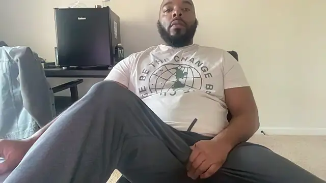 Snapshot of Bbcfun44 chatting on December 2025 09:54:02 PM Bbcfun44 online show from December 2025 09:54:02 PM