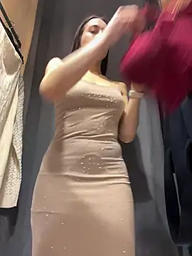 Holly Play online show from December 2024 11:09:02 AM