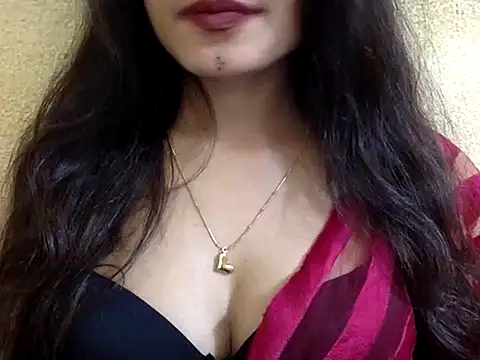 krati74 online show from February 2025 09:20:02 PM