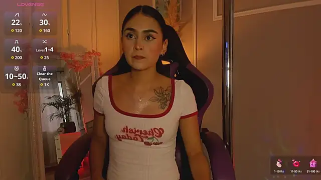 serena jeyms online show from March 2025 08:00:01 PM