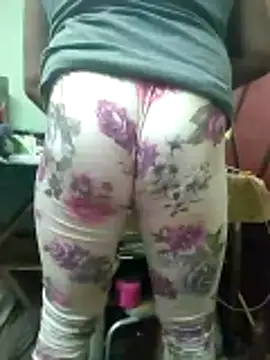 Snapshot of ShelfyOfferer chatting on February 2026 01:29:02 PM ShelfyOfferer online show from February 2026 01:29:02 PM