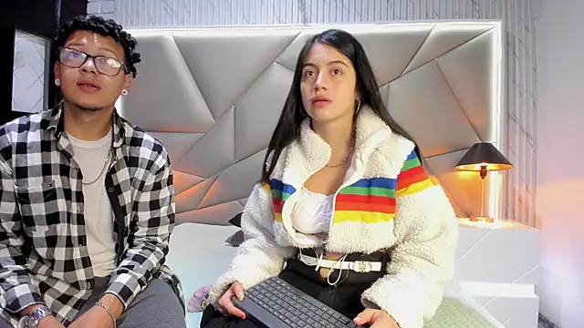 Snapshot of Bonny_Bonss chatting on January 2025 11:23:02 AM Bonny Bonss online show from January 2025 11:23:02 AM