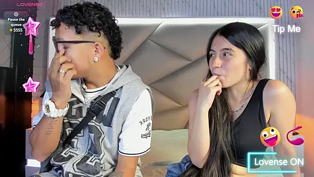 Snapshot of Bonny_Bonss chatting on March 2025 08:30:01 PM Bonny Bonss online show from March 2025 08:30:01 PM