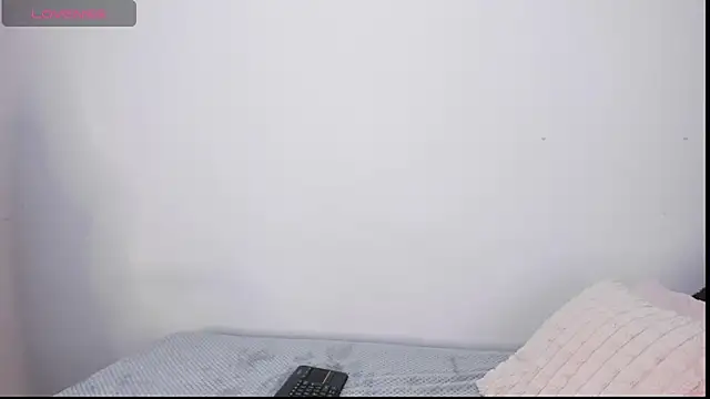 Snapshot of Isa_squirt1 chatting on February 2025 12:17:01 AM Isa squirt1 online show from February 2025 12:17:01 AM