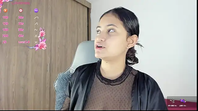 Snapshot of Isa_squirt1 chatting on February 2025 06:45:01 PM Isa squirt1 online show from February 2025 06:45:01 PM