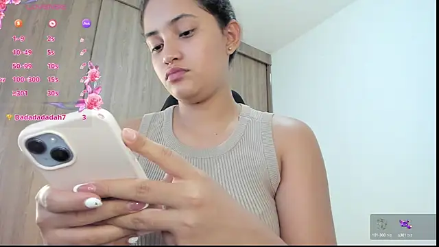 Snapshot of Isa_squirt1 chatting on February 2025 03:58:02 AM Isa squirt1 online show from February 2025 03:58:02 AM