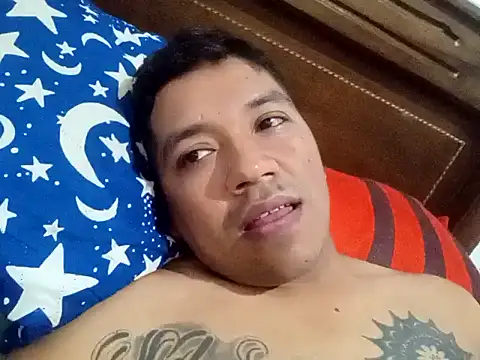 angelito0219 online show from December 2024 12:51:02 PM