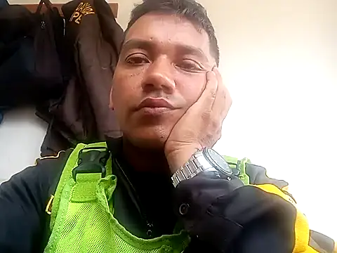 angelito0219 online show from March 2025 07:45:02 PM