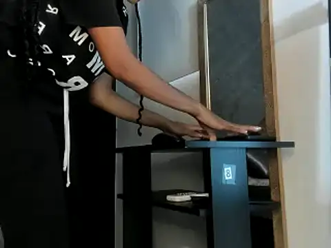 YummyDuooo online show from December 2024 11:47:01 AM