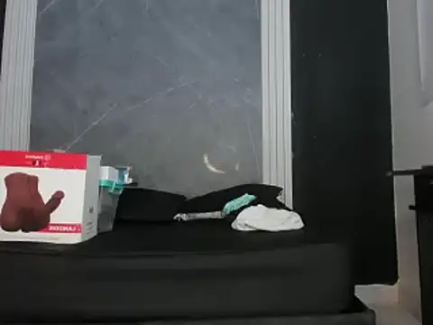 YummyDuooo online show from March 2025 12:00:01 PM