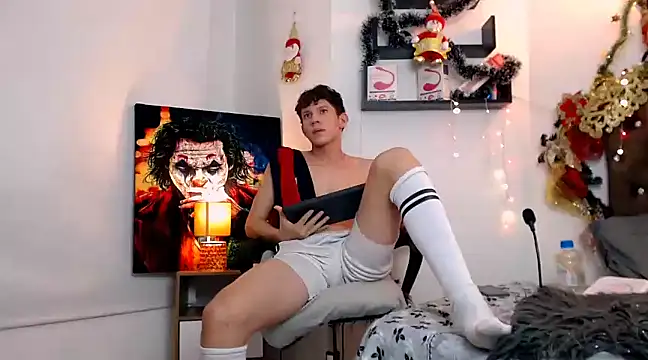 flowers18 online show from December 2024 12:01:02 AM