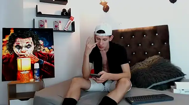 flowers18 online show from January 2025 09:25:02 PM