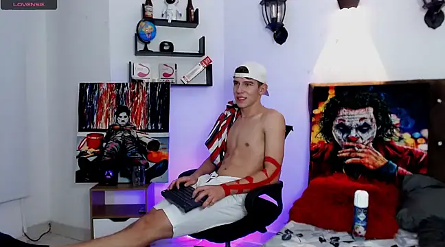 flowers18 online show from March 2025 02:01:02 AM