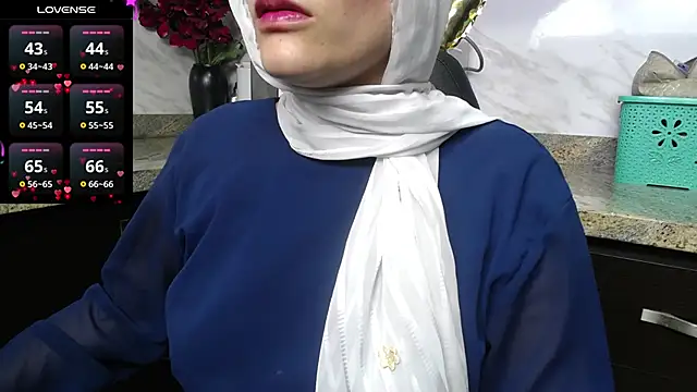 Snapshot of shantala_krisha chatting on February 2025 07:06:01 PM shantala krisha online show from February 2025 07:06:01 PM