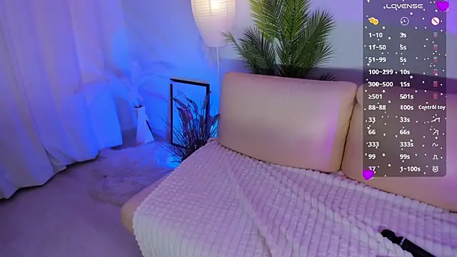 Miss Elia online show from May 2026 04:36:02 PM
