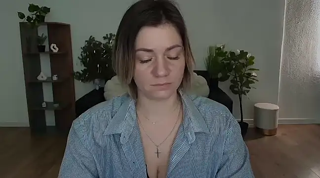 MariaSttone online show from January 2025 01:07:01 PM