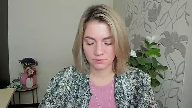 MariaSttone online show from September 2025 09:23:02 AM