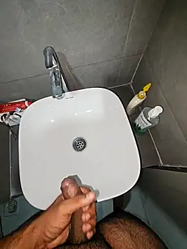 Snapshot of rahulGJ03 chatting on February 2025 09:55:01 PM rahulGJ03 online show from February 2025 09:55:01 PM