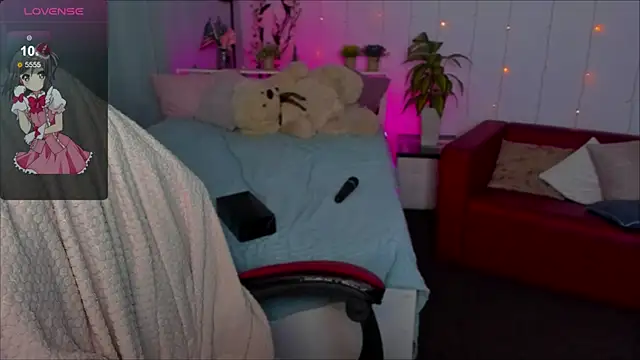 Snapshot of Makima_lee chatting on December 2024 07:32:02 PM Makima lee online show from December 2024 07:32:02 PM