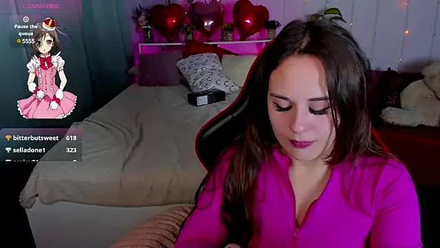 Snapshot of Makima_lee chatting on January 2025 07:32:02 PM Makima lee online show from January 2025 07:32:02 PM