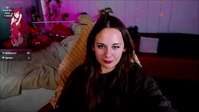 Snapshot of Makima_lee chatting on February 2025 08:44:01 AM Makima lee online show from February 2025 08:44:01 AM