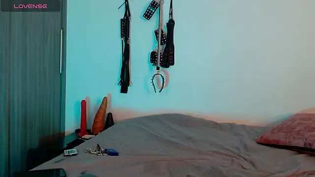 Snapshot of Alisson_Beckett chatting on March 2025 07:02:02 PM Alisson Beckett online show from March 2025 07:02:02 PM