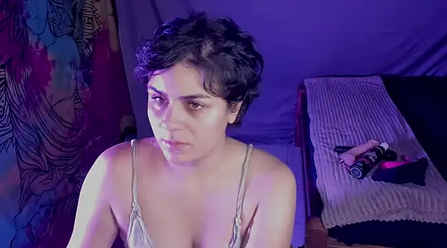 isabelacooperr online show from January 2025 04:48:01 AM