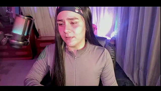 isabelacooperr online show from February 2026 03:27:02 PM