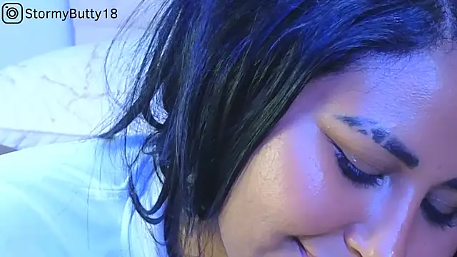 Snapshot of StormyButty18 chatting on February 2025 10:04:01 AM StormyButty18 online show from February 2025 10:04:01 AM