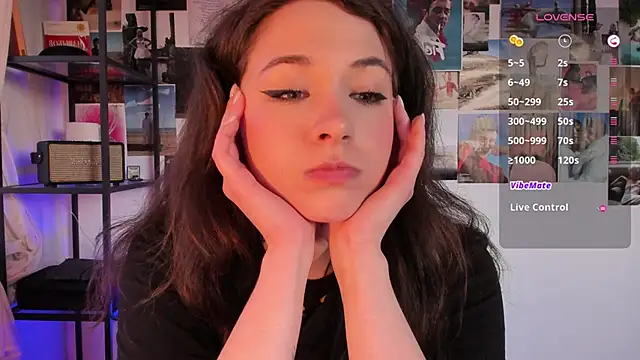 Snapshot of MonicaRocket chatting on December 2024 01:06:01 PM MonicaRocket online show from December 2024 01:06:01 PM