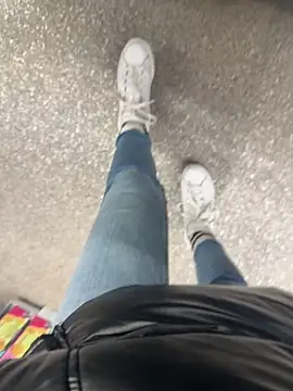 FeetVibe online show from November 2025 07:19:01 AM