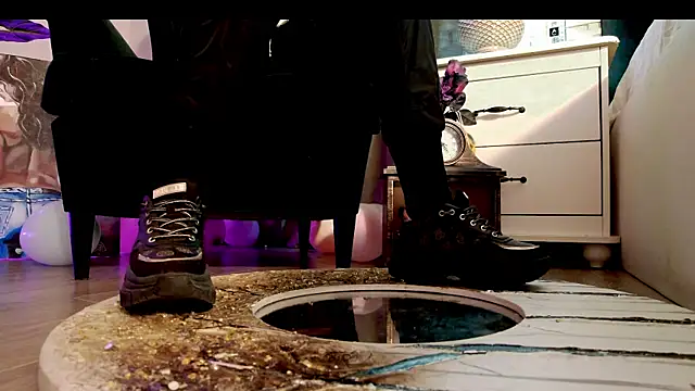 FeetVibe online show from December 2025 08:53:01 AM