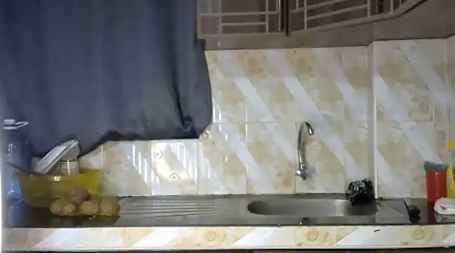 Snapshot of prettiepearl chatting on January 2025 05:32:02 AM prettiepearl online show from January 2025 05:32:02 AM