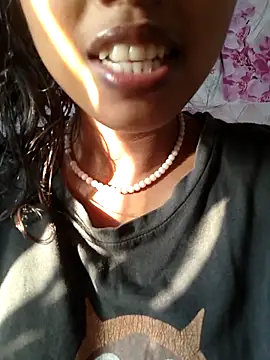 sandy naughty online show from April 2026 12:39:01 PM