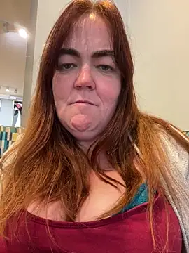 Snapshot of curvy-milf-abbie chatting on December 2025 01:20:01 PM curvy-milf-abbie online show from December 2025 01:20:01 PM