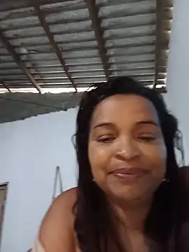 Snapshot of _violetta_- chatting on May 2026 12:46:01 PM violetta - online show from May 2026 12:46:01 PM