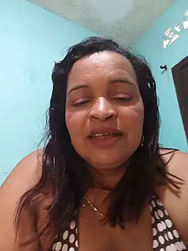 Snapshot of _violetta_- chatting on July 2026 01:47:01 PM violetta - online show from July 2026 01:47:01 PM