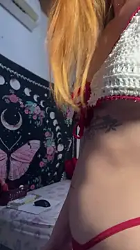 RuivaRaposinha online show from April 2026 02:00:01 AM