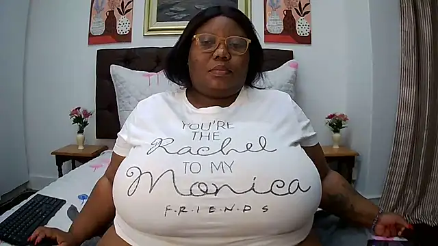 DAIRYBELLELIZxx online show from May 2026 09:23:02 PM