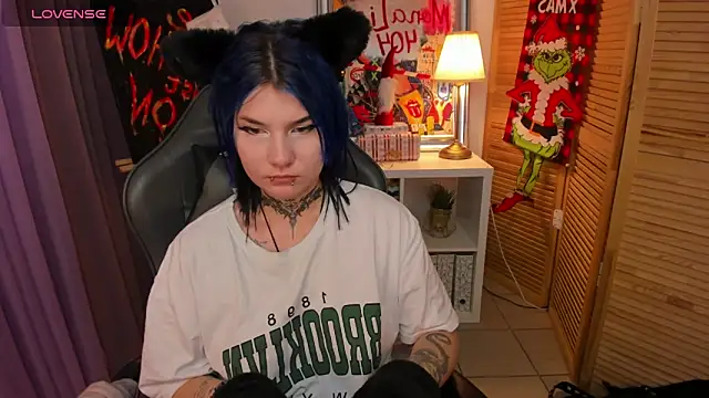 mekurisu online show from December 2024 04:23:02 AM