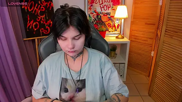 mekurisu online show from February 2025 01:23:02 AM